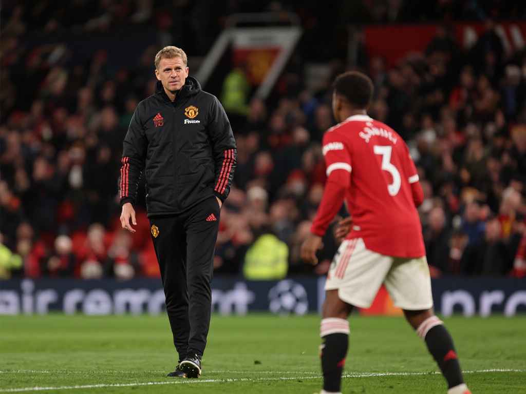 无论滕哈赫是否最终下课，曼联的未来需要更